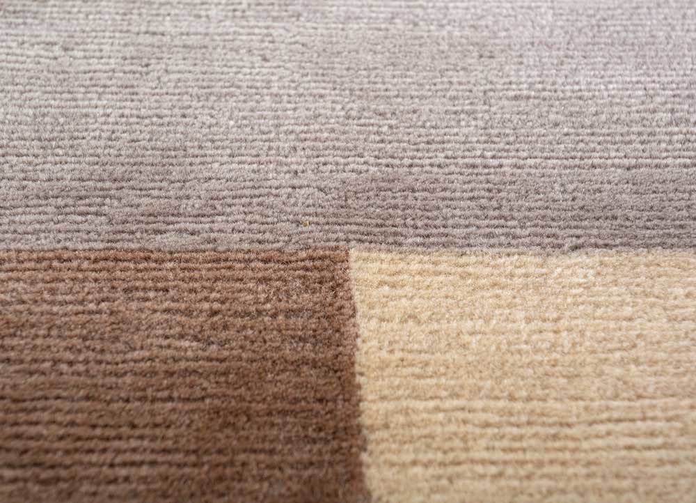 sthir gold wool hand knotted Rug - CloseUp sthir gold wool hand knotted Rug - CloseUp