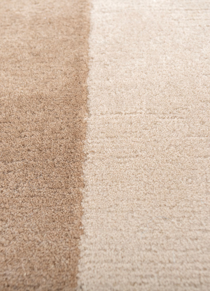 sthir beige and brown wool hand knotted Rug - CloseUp sthir beige and brown wool hand knotted Rug - CloseUp