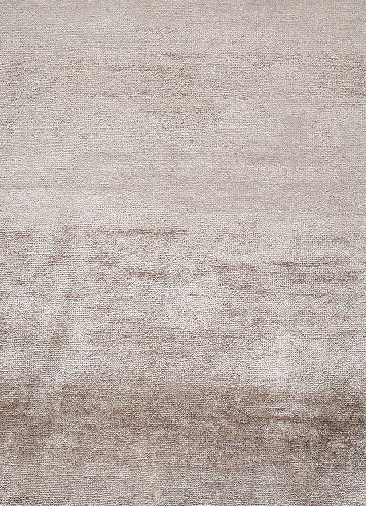 entropy ivory bamboo silk hand knotted Rug - CloseUp entropy ivory bamboo silk hand knotted Rug - CloseUp
