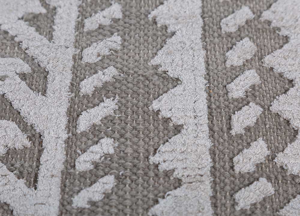 thyme grey and black wool and bamboo silk hand knotted Rug - CloseUp thyme grey and black wool and bamboo silk hand knotted Rug - CloseUp