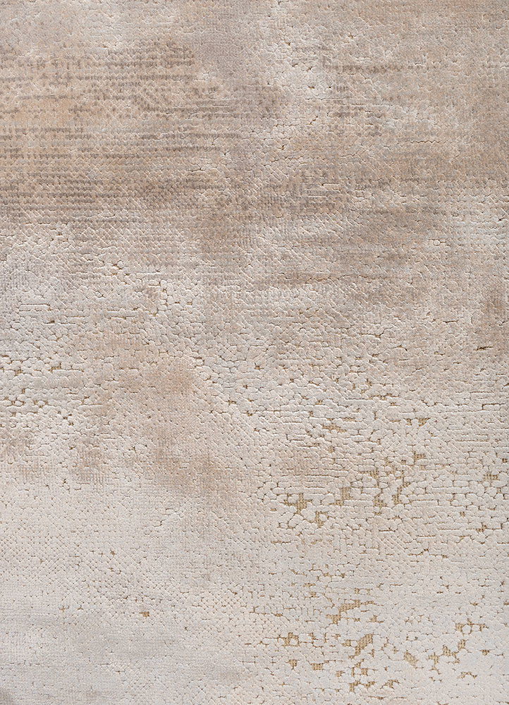 aprezo ivory wool and bamboo silk hand knotted Rug - CloseUp