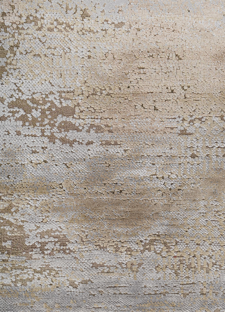 entropy ivory wool and bamboo silk hand knotted Rug - CloseUp