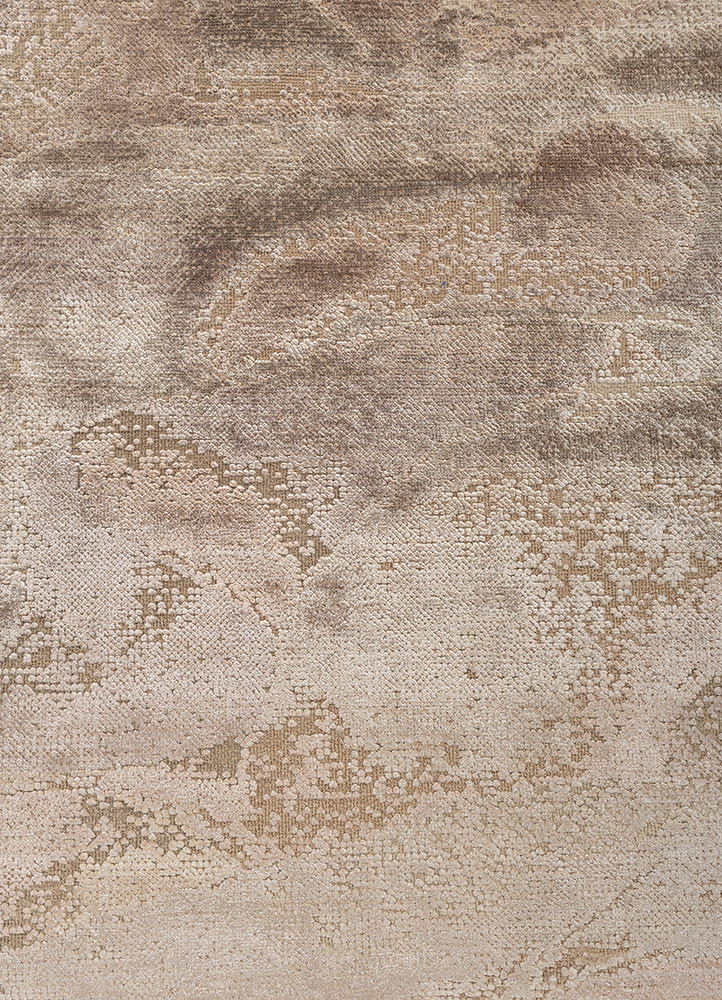 aprezo ivory wool and bamboo silk hand knotted Rug - CloseUp