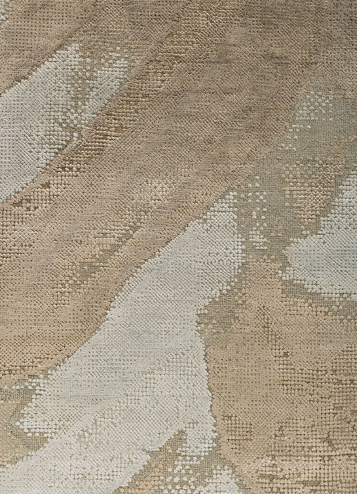 aprezo green wool and bamboo silk hand knotted Rug - CloseUp