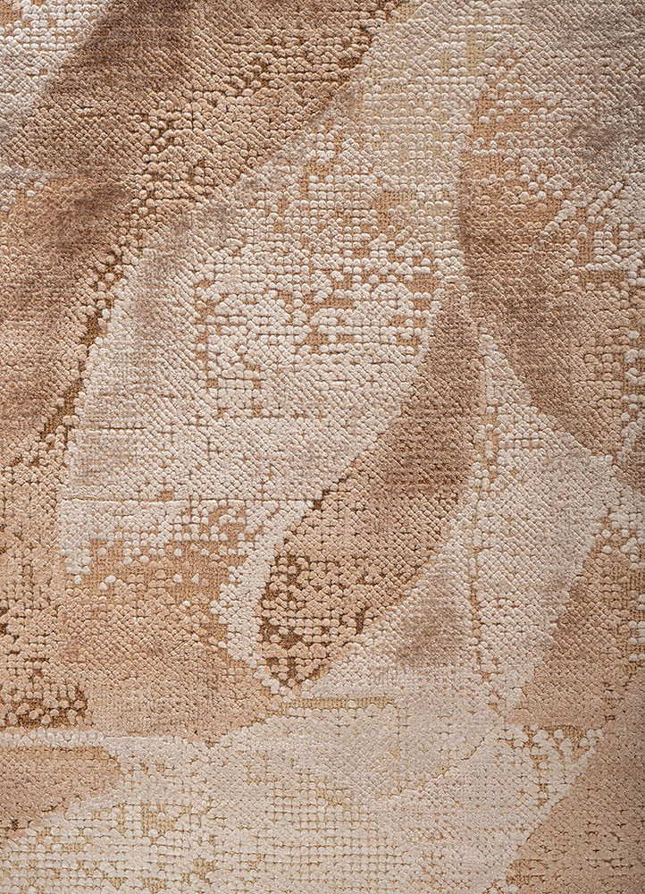 aprezo red and orange wool and bamboo silk hand knotted Rug - CloseUp