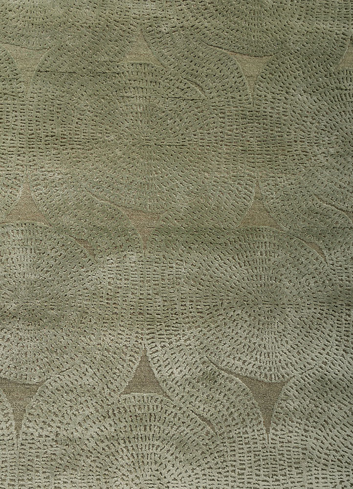 azalea green wool and bamboo silk hand knotted Rug - CloseUp azalea green wool and bamboo silk hand knotted Rug - CloseUp