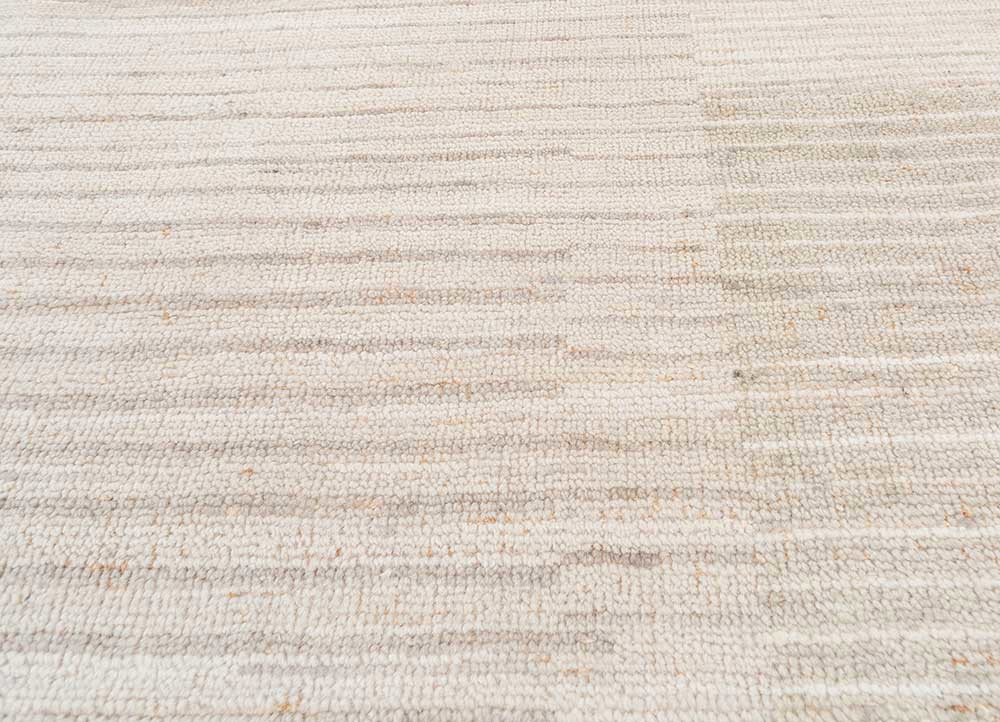blythe ivory wool hand knotted Rug - CloseUp