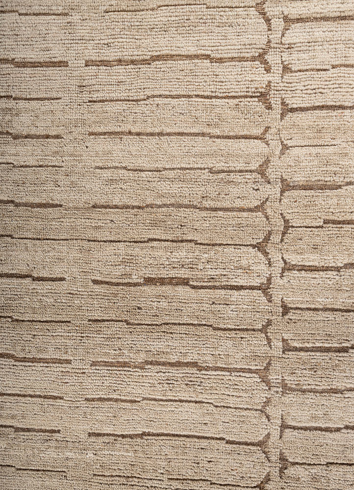 aprezo gold wool hand knotted Rug - CloseUp