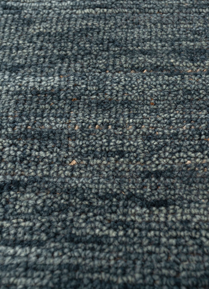 aprezo blue wool hand knotted Rug - CloseUp aprezo blue wool hand knotted Rug - CloseUp