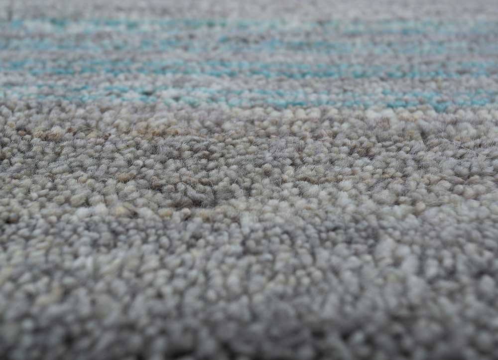 blythe blue wool hand knotted Rug - CloseUp