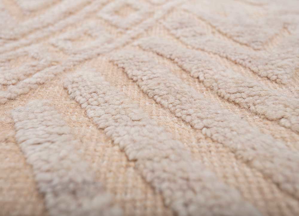 azalea gold wool hand knotted Rug - CloseUp azalea gold wool hand knotted Rug - CloseUp