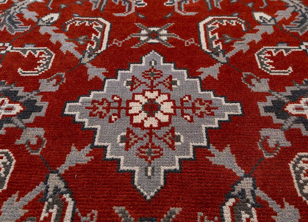savana red and orange wool hand knotted Rug - CloseUp savana red and orange wool hand knotted Rug - CloseUp