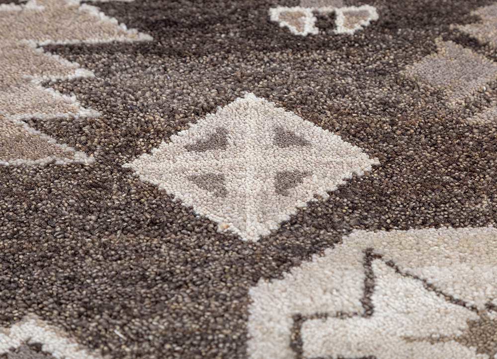 savana beige and brown wool hand knotted Rug - CloseUp savana beige and brown wool hand knotted Rug - CloseUp