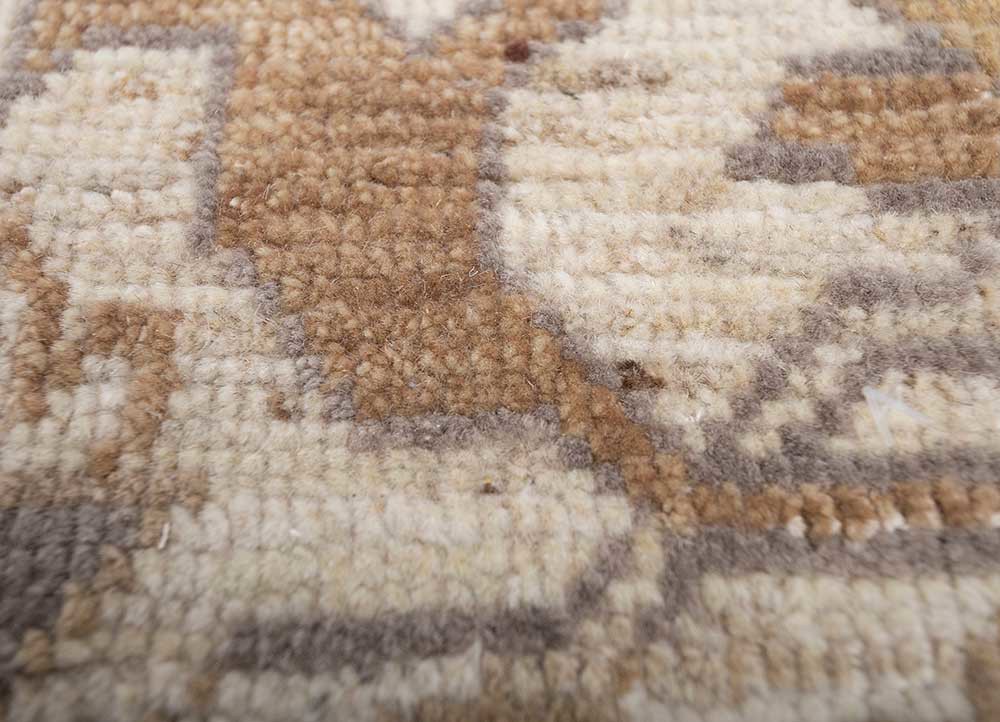 erbe ivory wool hand knotted Rug - CloseUp erbe ivory wool hand knotted Rug - CloseUp