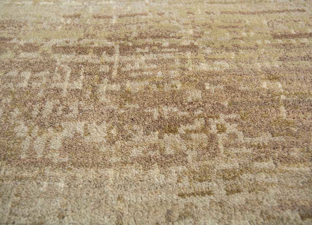 uvenuti beige and brown wool hand knotted Rug - CloseUp