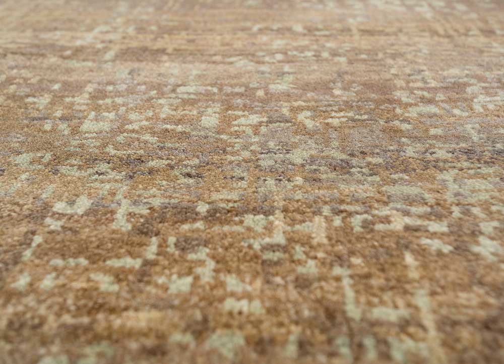 uvenuti beige and brown wool hand knotted Rug - CloseUp