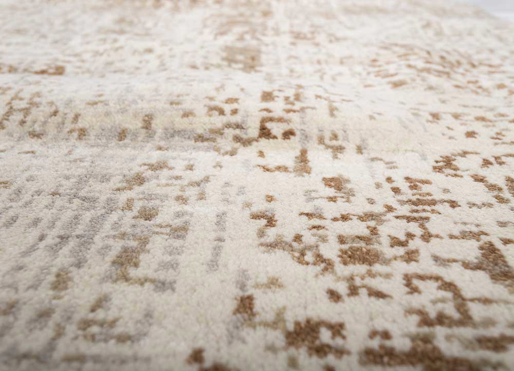 uvenuti ivory wool hand knotted Rug - CloseUp
