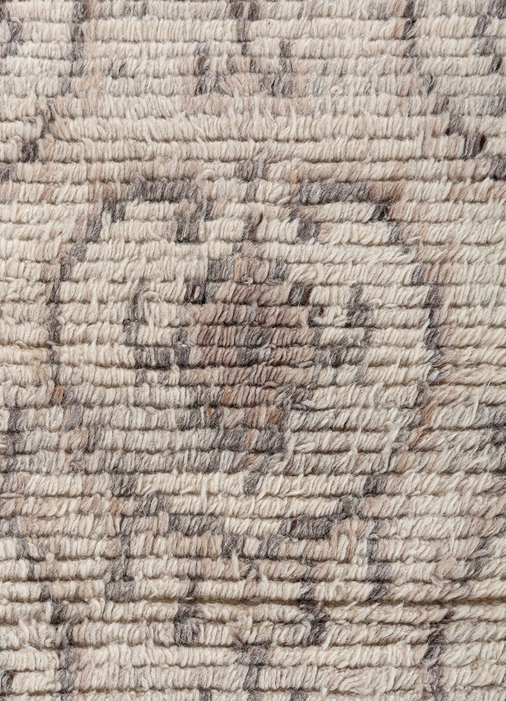 aprezo ivory wool hand knotted Rug - CloseUp aprezo ivory wool hand knotted Rug - CloseUp