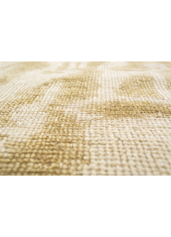 thyme ivory wool hand knotted Rug - CloseUp