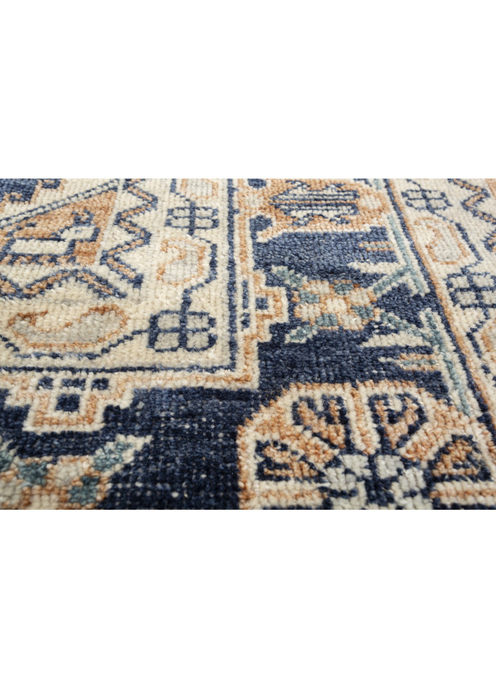 erbe red and orange wool hand knotted Rug - CloseUp