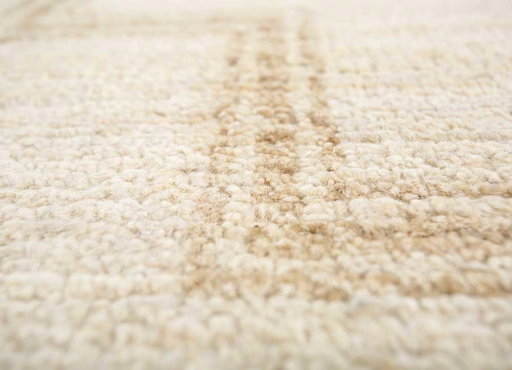 thyme gold wool hand knotted Rug - CloseUp