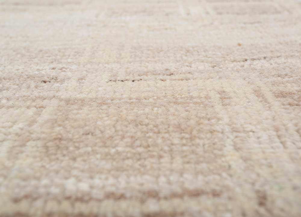 thyme ivory wool hand knotted Rug - CloseUp