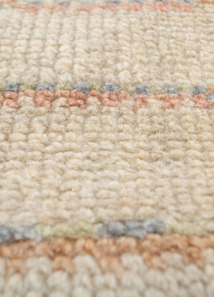 hula ivory wool hand knotted Rug - CloseUp