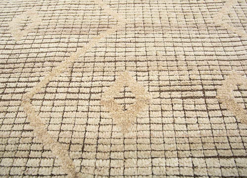 thyme gold wool hand knotted Rug - CloseUp
