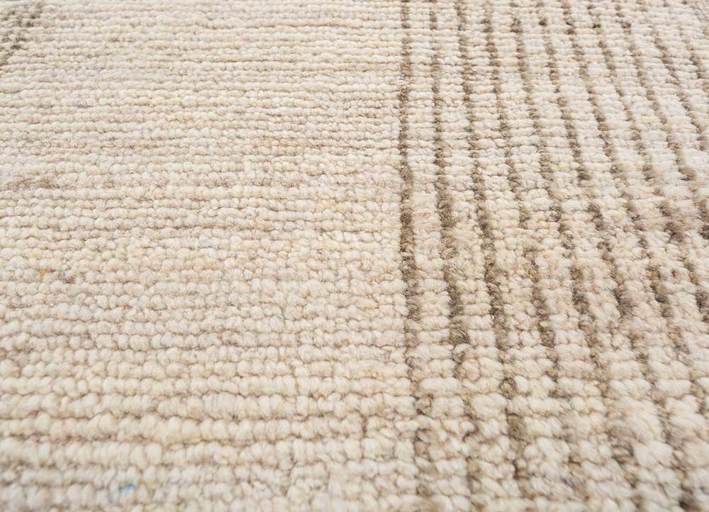 manifest ivory wool hand knotted Rug - CloseUp manifest ivory wool hand knotted Rug - CloseUp