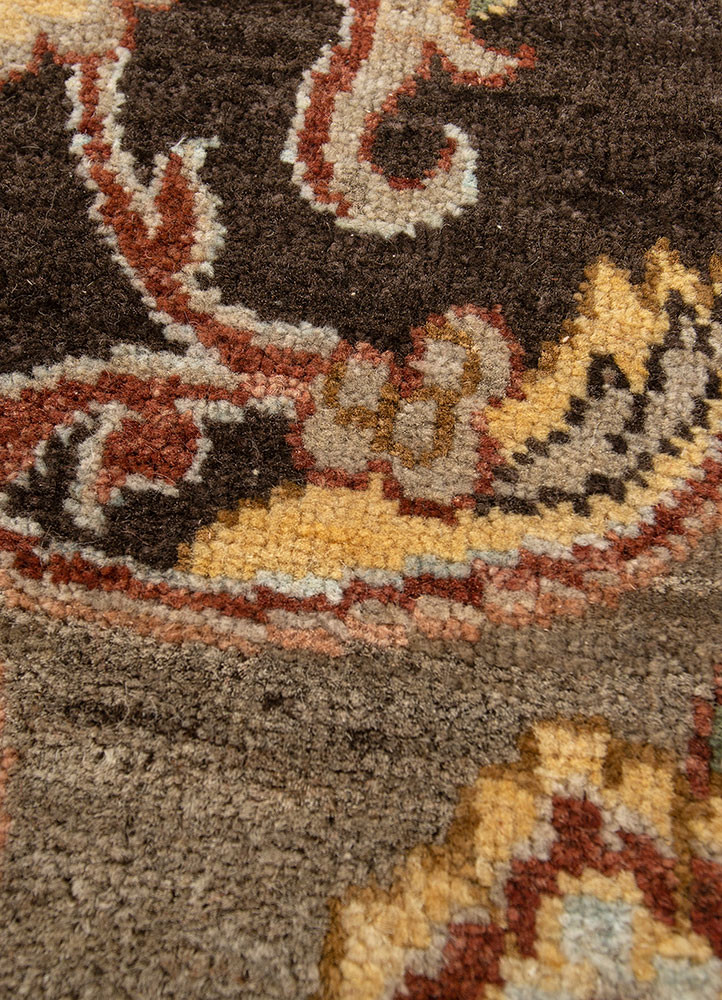 erbe beige and brown wool hand knotted Rug - CloseUp erbe beige and brown wool hand knotted Rug - CloseUp