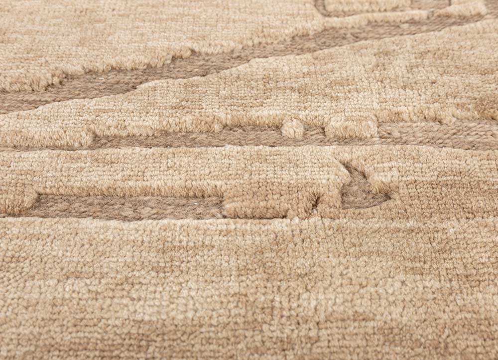 zuri beige and brown wool hand knotted Rug - CloseUp zuri beige and brown wool hand knotted Rug - CloseUp