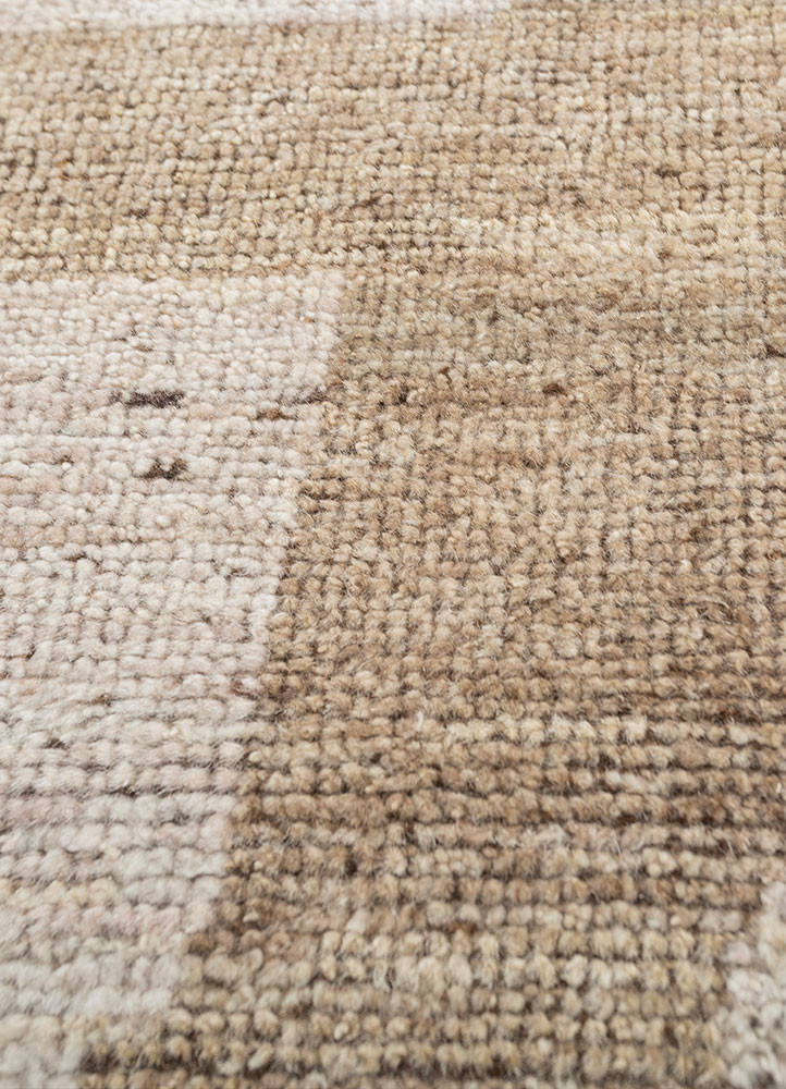 entropy beige and brown wool hand knotted Rug - CloseUp entropy beige and brown wool hand knotted Rug - CloseUp