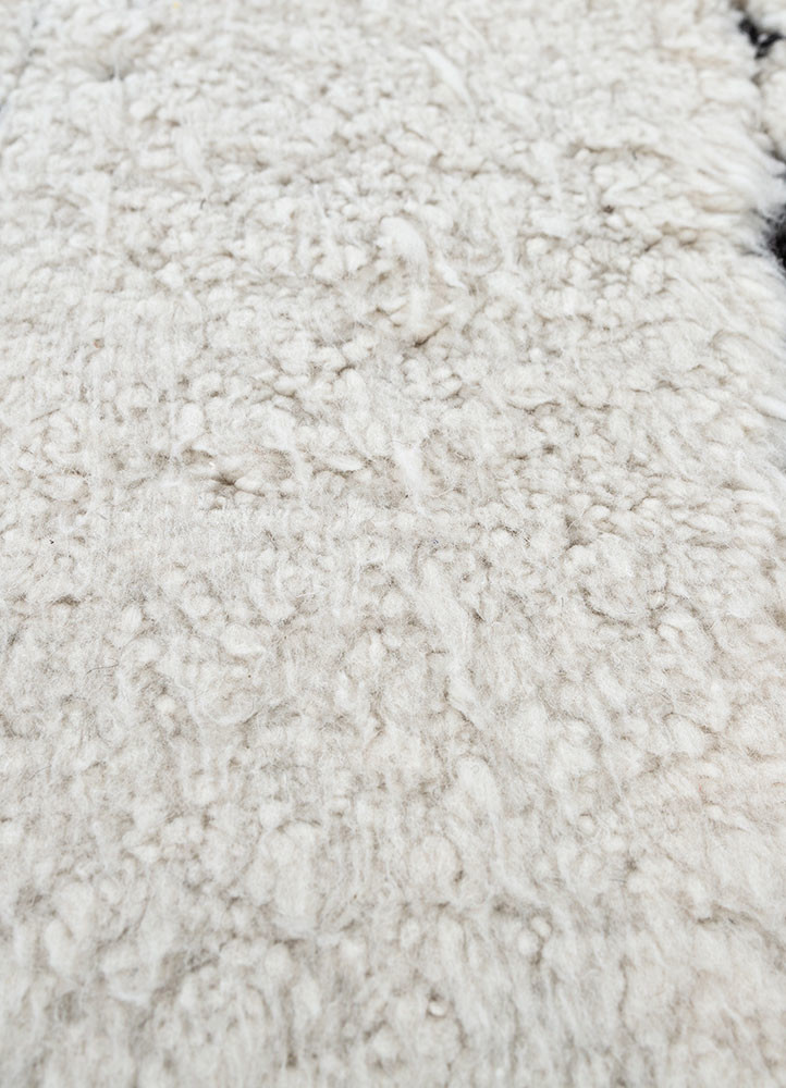 aprezo ivory wool hand knotted Rug - CloseUp aprezo ivory wool hand knotted Rug - CloseUp
