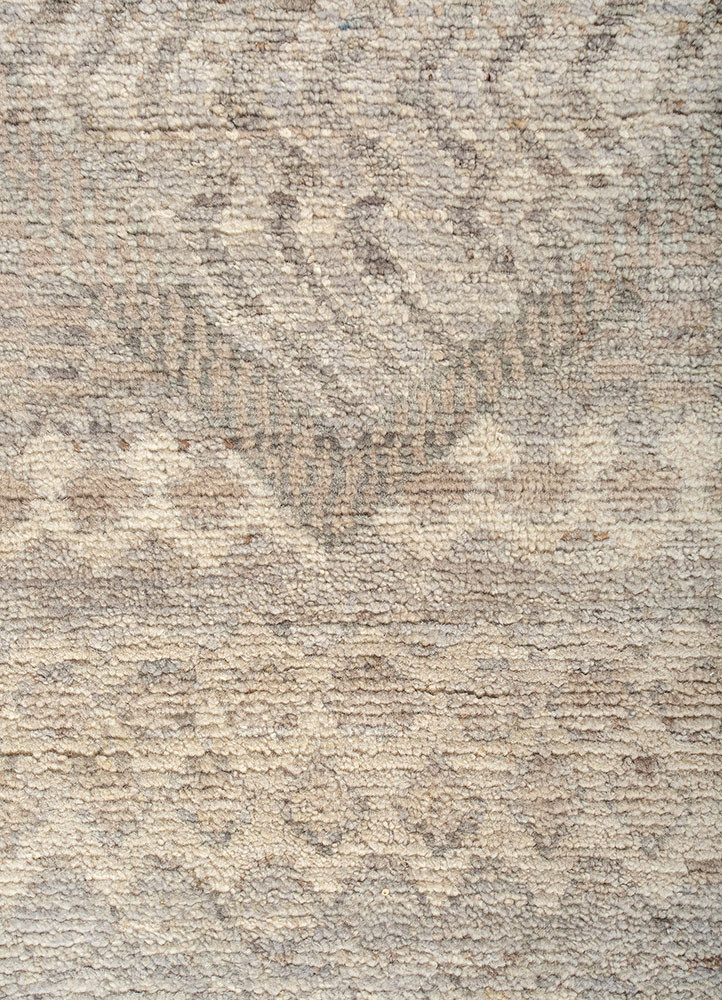 erbe beige and brown wool hand knotted Rug - CloseUp erbe beige and brown wool hand knotted Rug - CloseUp
