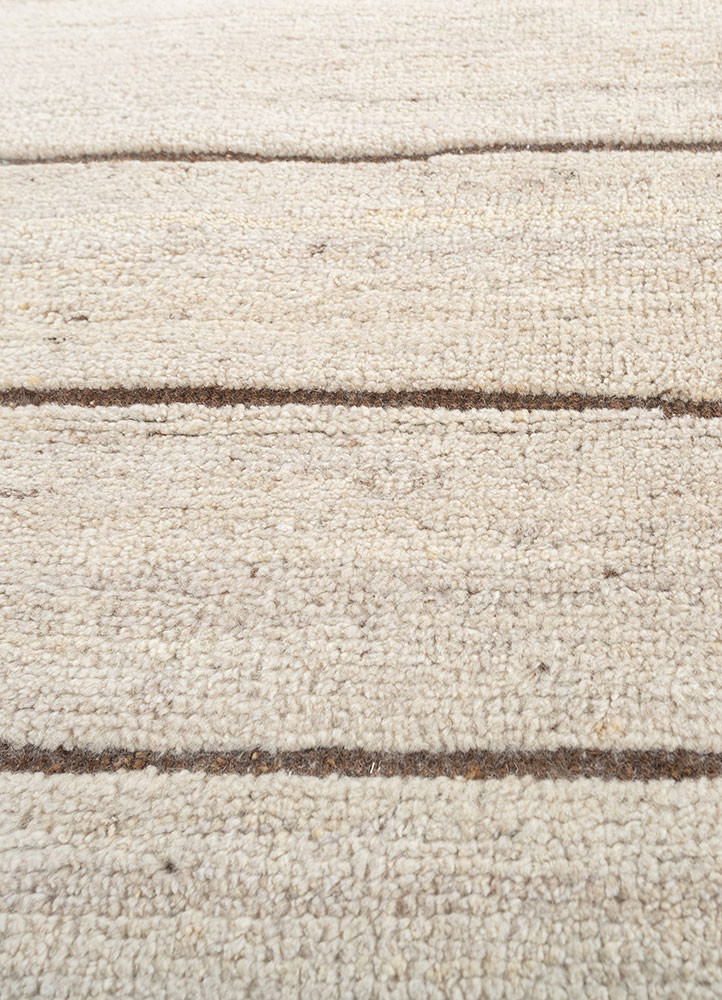 manifest gold wool hand knotted Rug - CloseUp manifest gold wool hand knotted Rug - CloseUp