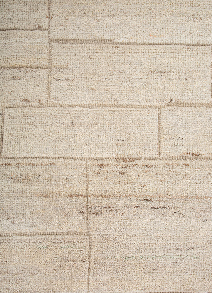 zuri ivory wool hand knotted Rug - CloseUp