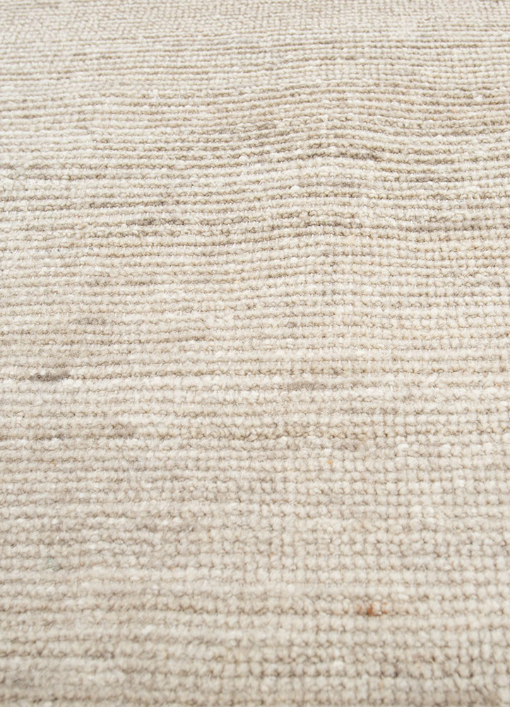 manifest beige and brown wool hand knotted Rug - CloseUp