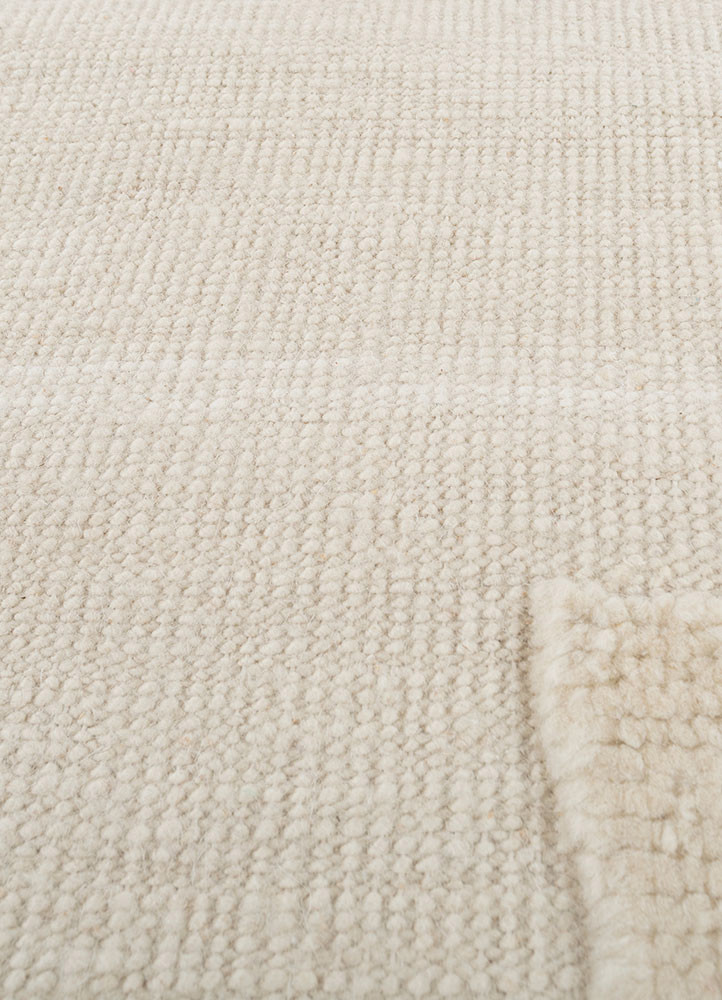 manifest ivory wool hand knotted Rug - CloseUp manifest ivory wool hand knotted Rug - CloseUp