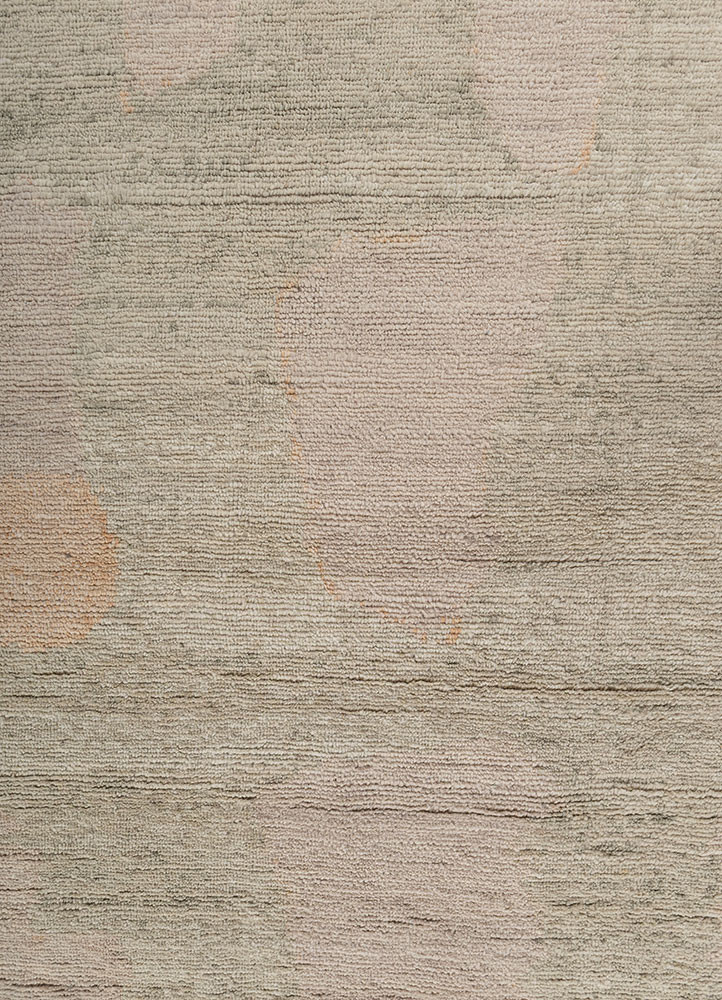 entropy green wool hand knotted Rug - CloseUp