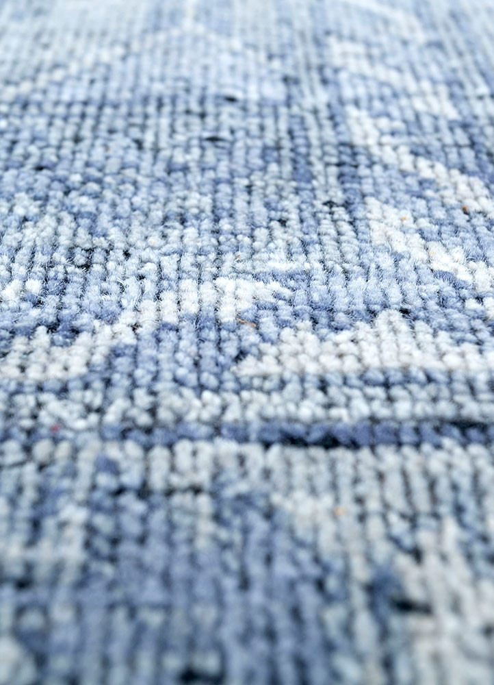 erbe blue wool hand knotted Rug - CloseUp