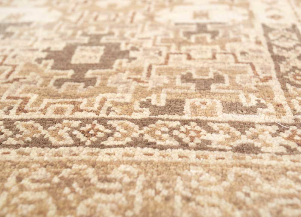 viscaya beige and brown wool hand knotted Rug - CloseUp