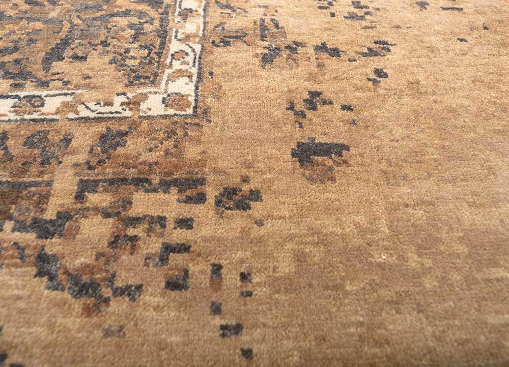 far east beige and brown wool hand knotted Rug - CloseUp