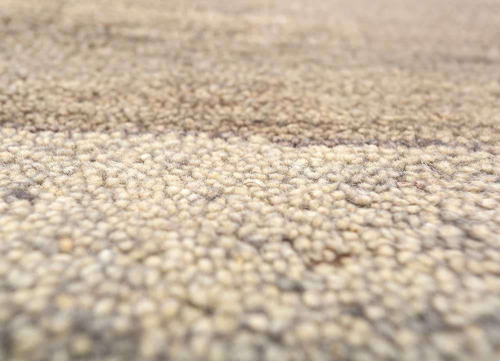 brahmaand grey and black wool hand knotted Rug - CloseUp