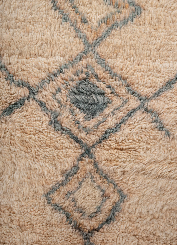 aprezo beige and brown wool hand knotted Rug - CloseUp aprezo beige and brown wool hand knotted Rug - CloseUp