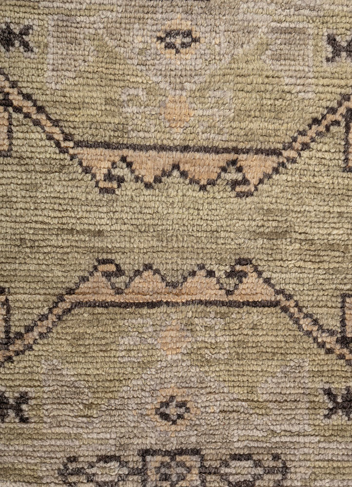 thyme green wool hand knotted Rug - CloseUp thyme green wool hand knotted Rug - CloseUp