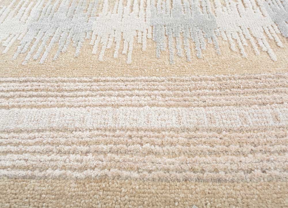 blythe ivory wool hand knotted Rug - CloseUp