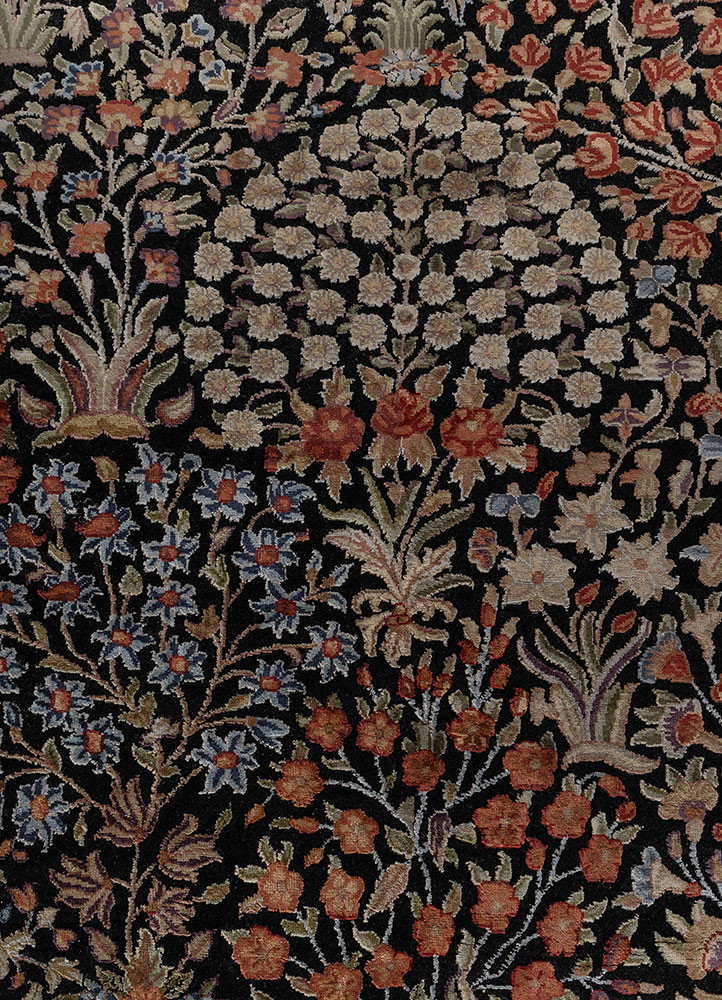 gulmarg grey and black wool and silk hand knotted Rug - CloseUp