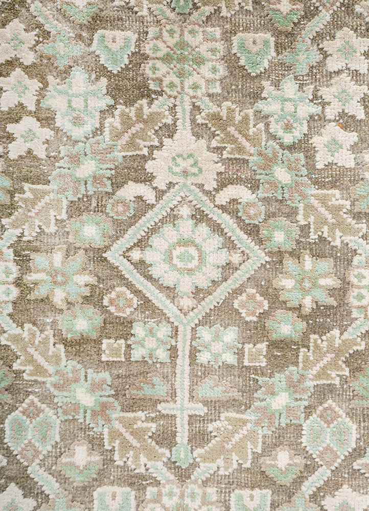 aurora green wool and silk hand knotted Rug - CloseUp aurora green wool and silk hand knotted Rug - CloseUp