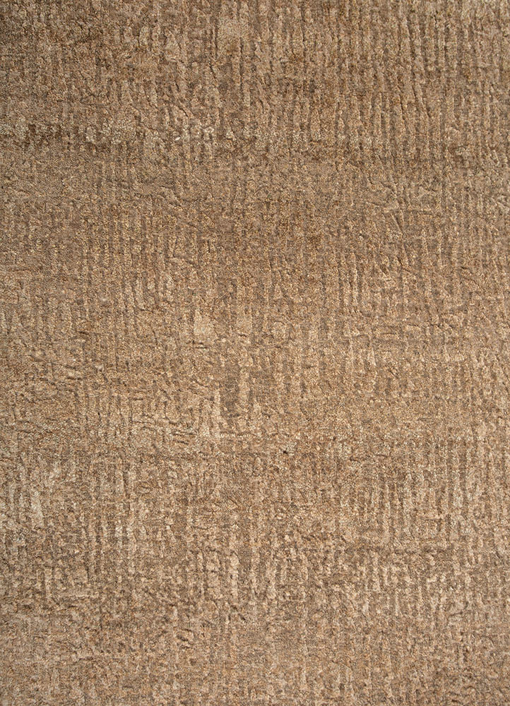 entropy gold wool and silk hand knotted Rug - CloseUp entropy gold wool and silk hand knotted Rug - CloseUp