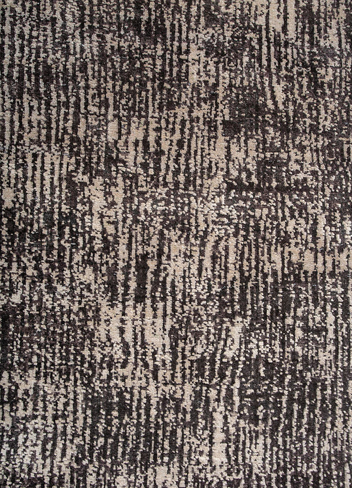 entropy ivory wool and silk hand knotted Rug - CloseUp
